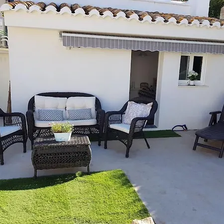 Chalet Con Piscina, Barbacoa Y Amplia Terraza *