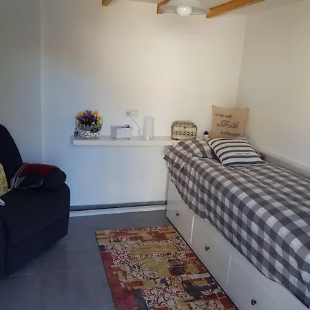 Chalet Con Piscina, Barbacoa Y Amplia Terraza