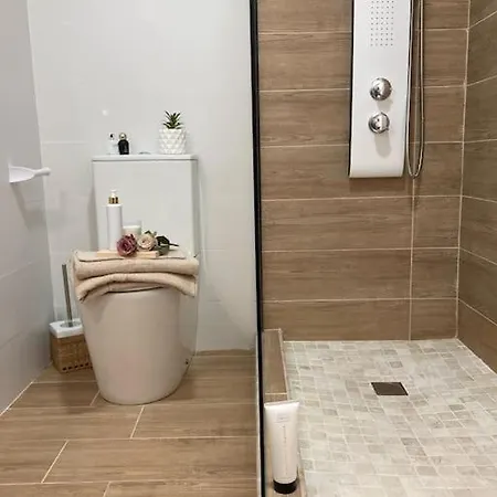 Coqueto De Playa Con Piscina Y Terraza *