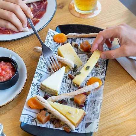 ゲストハウス Ciencias 4*