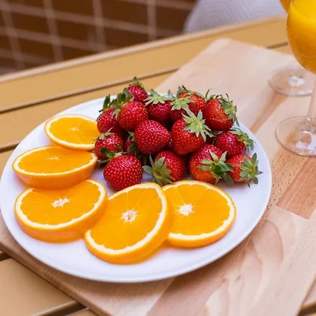 Florit Flats - The Apolo アパート *