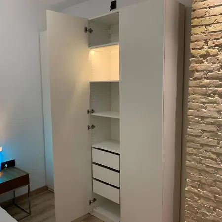 Casa Espectacular De Diseño Con Jardin Interior * Valencia