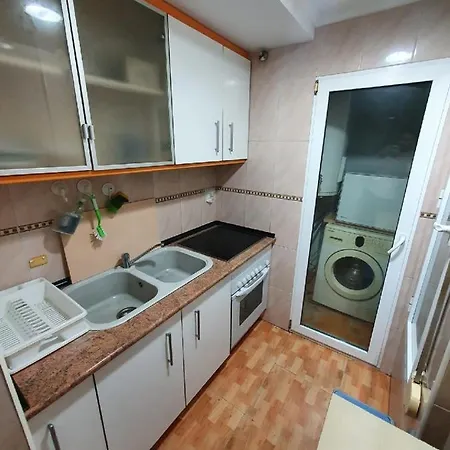 2 Bedroom Family In 20m Walk To The Beach Valência