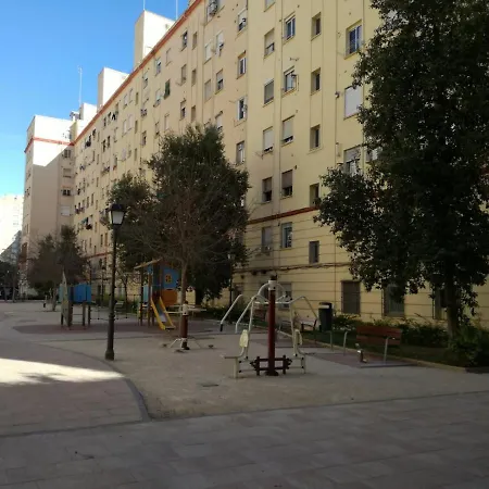 Janini Bajo Valence