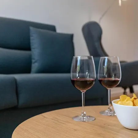 Travel Habitat Alameda Suites. Апартаменты