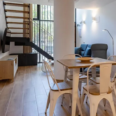 Travel Habitat Alameda Suites. Валенсия