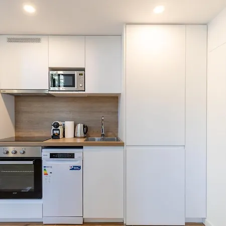 Travel Habitat Alameda Suites. Апартаменты