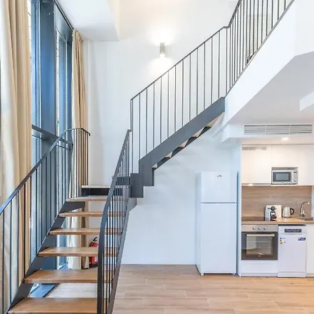 Travel Habitat Alameda Suites. Апартаменты Валенсия