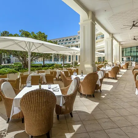 لاس أريناس بالنياريو فندق فالنسيا