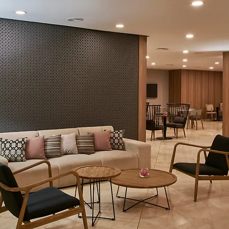 Nh Ciudad De 3* Valence