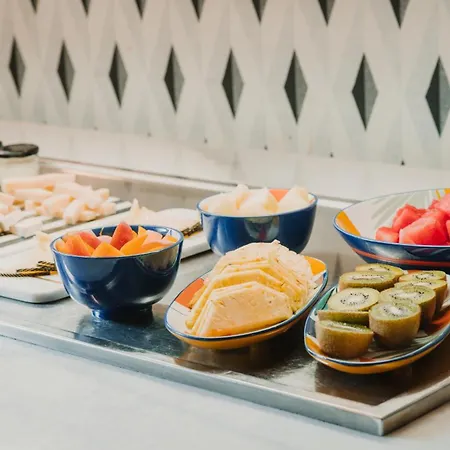 One Shot Reina Victoria Ξενοδοχείο