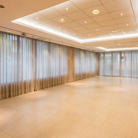 Innside By Melia Oceanic 4*