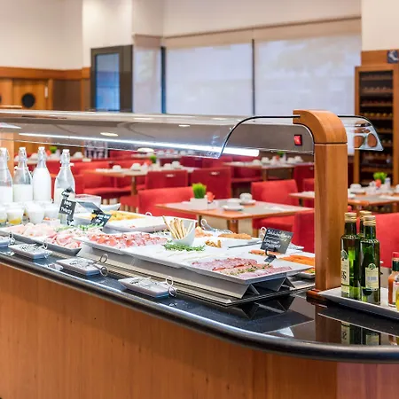 Innside By Meliá Oceanic 4*