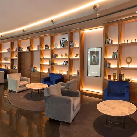 Hotel Sh Palace