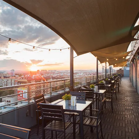 Novotel Lavant فندق