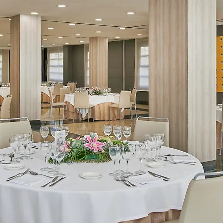 Hotell Nh Artes Valencia