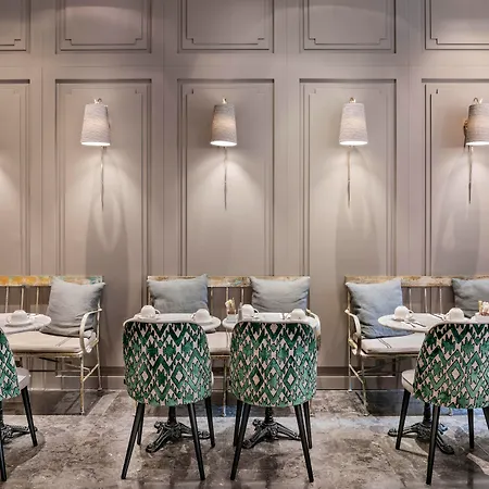 Отель Vincci Palace 4*