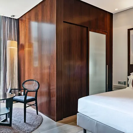 Vincci Palace Hotell
