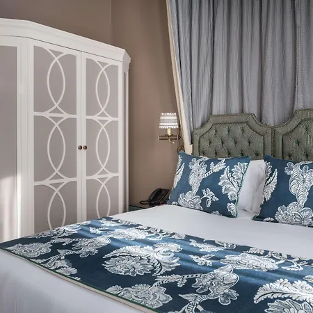 Nh Collection Colon Otel Valensiya