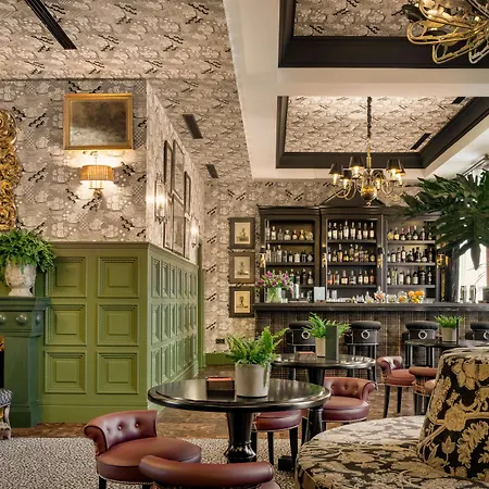 Nh Collection Colon Hotel