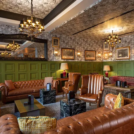 Hotell Nh Collection Colon 4*