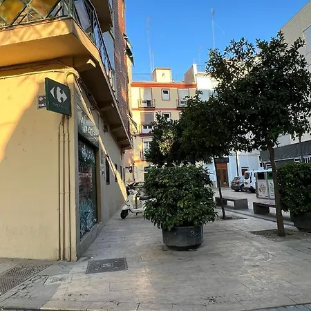 Magnifico Alojamiento En Torres De Serranos Valência