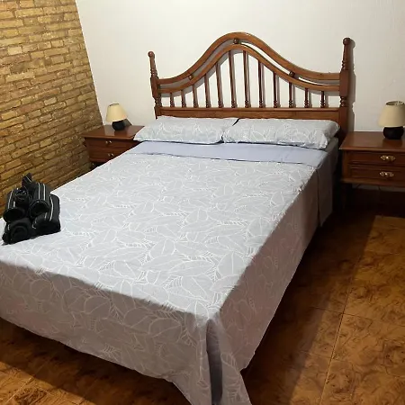 Magnifico Alojamiento En Torres De Serranos Apartman