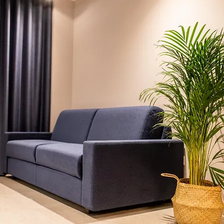 Ramirez Flats Aparthotel