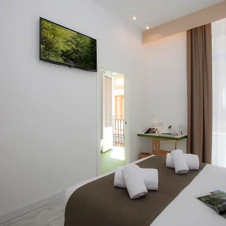 Casual Socarrat - Adults Only 3*