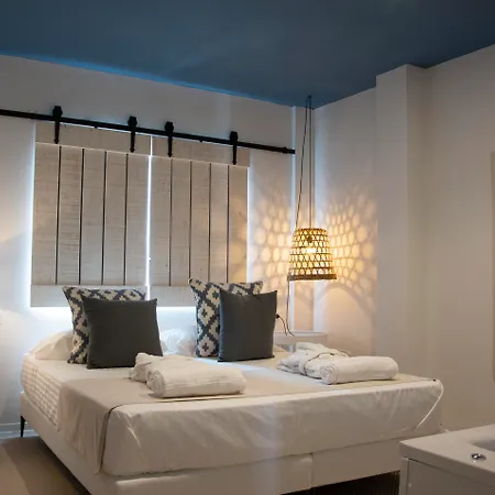 & Co. Saler Boutique Hotel