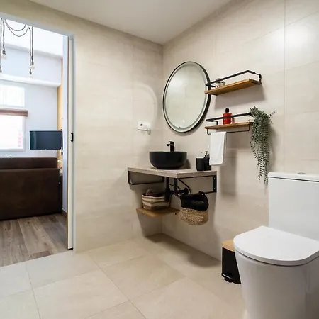 Appartement Bel A Etrener Proche De La *