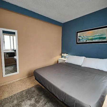 Habitacion En Alquiler, Valencia / Room For Rent, Valencia * Valencia