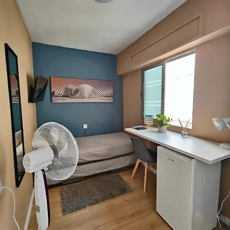Habitacion En Alquiler, Valencia / Room For Rent, Valencia