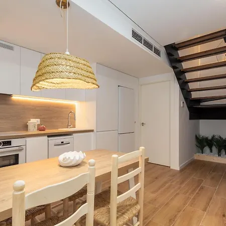 Apartup Opera Loft *