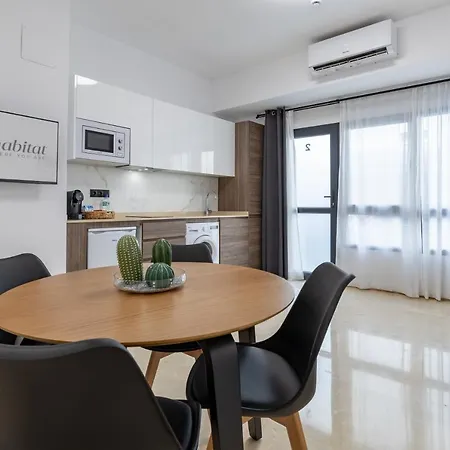 Apartament Travel Habitat La Marina Real