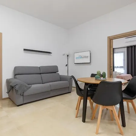 Travel Habitat La Marina Real * Walencja