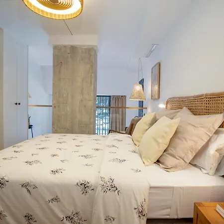 Apartup Opera Loft شقة