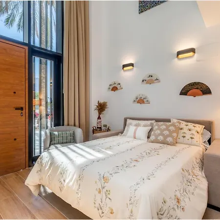 Apartup Opera Loft *