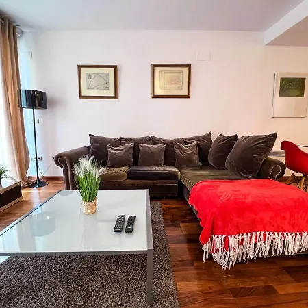 Baron Apartment *