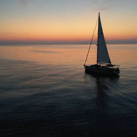 An Amazing Experience Enjoy The From A Boat Up To 8 People * Валенсия