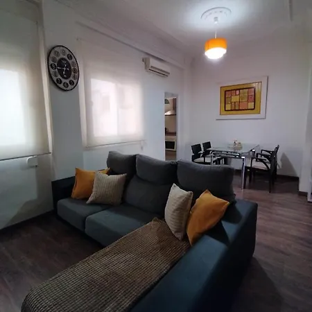 Luminoso * La Marina De *