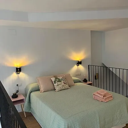 Alameda Velvet Ciudad Ciencias - Housevanlive *