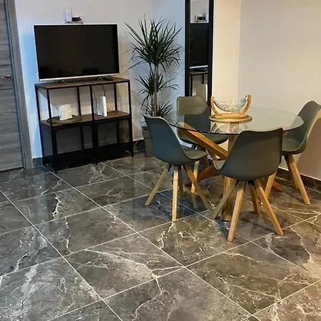 Apartamento Edgars A, B, C, D *