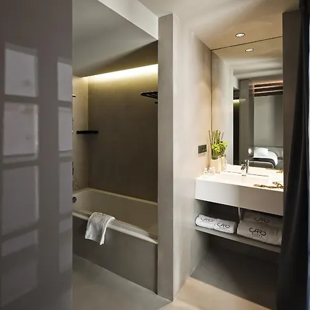 Hotel Caro Valenza