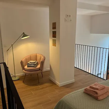 Alameda Velvet Ciudad Ciencias - Housevanlive Valência