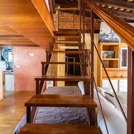 Apartamento Lujoso Duplex En El Corazón De