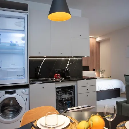 Daire Neobeds - Stylish Modern 1br Near Old Town & Steps From Turia Park