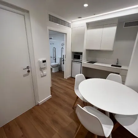 Aparthotel Old Town Flats Casa Del Bisbe