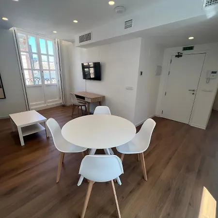 Old Town Flats Casa Del Bisbe