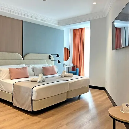 Soho Boutique Turia Hotell 4*